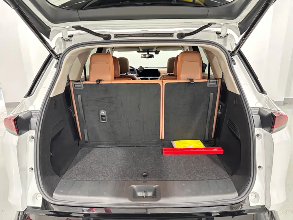 Nissan Nissan Pathfinder 2024 380VC-TURBO AWD Intelligent Luxury Edition 6-Seater 2024 - thumbnail 6