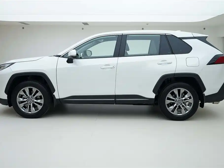 Toyota Wildlander 2.0L CVT FWD Leading 2023 - thumbnail 3
