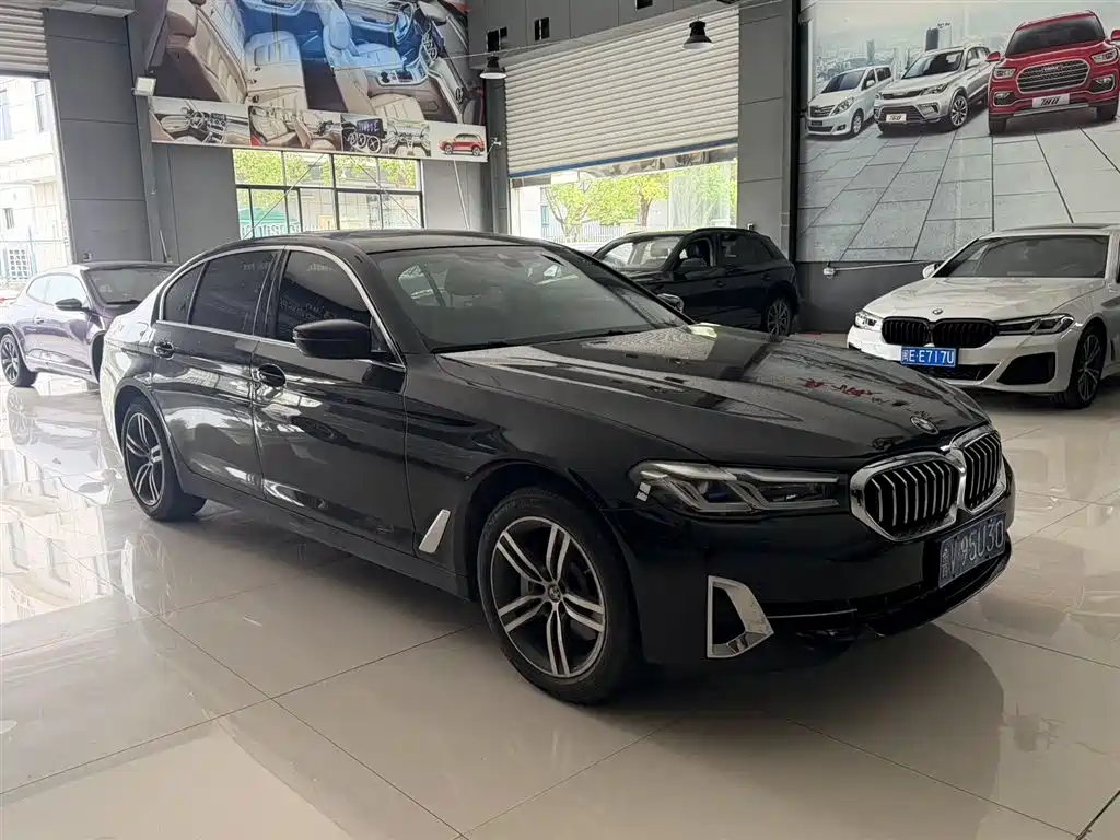 BMW BMW 5 Series 2022 Facelift 530Li Leading Luxury Package 2022 - thumbnail 4