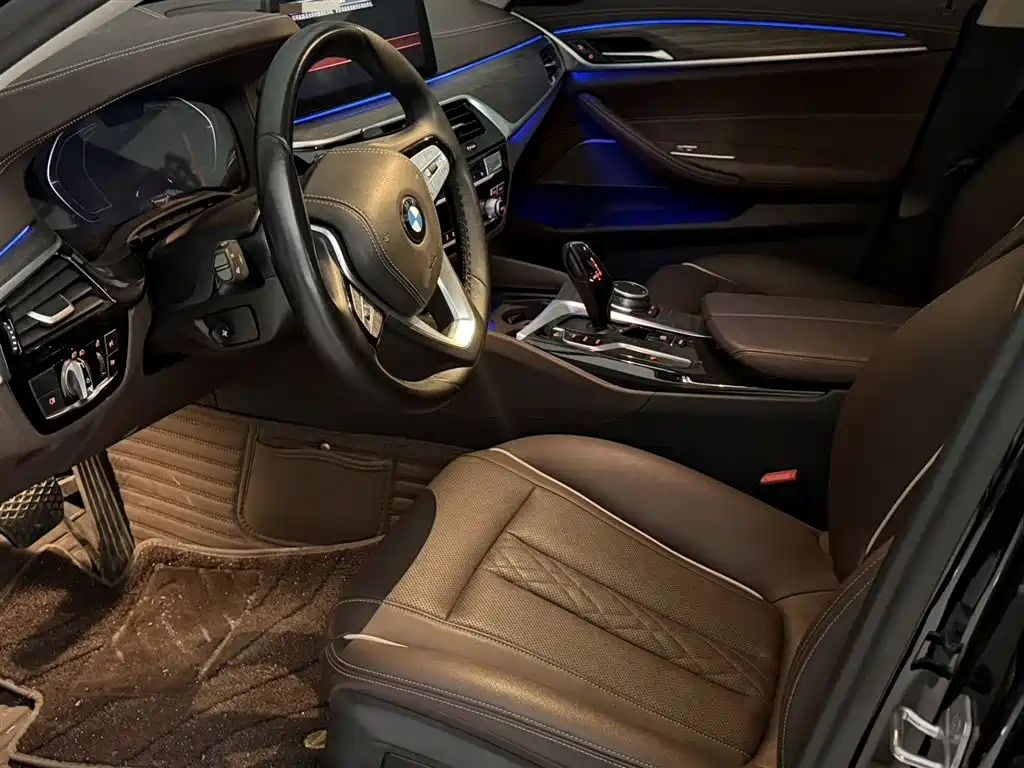 BMW BMW 5 Series 2022 Facelift 530Li Leading Luxury Package 2022 - thumbnail 5