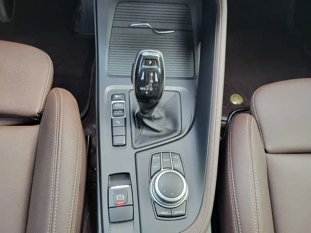 BMW BMW X1 2021 sDrive20Li Fashion Edition 2021 - thumbnail 16
