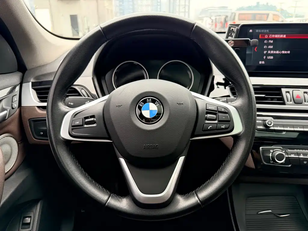 BMW BMW X1 2021 sDrive20Li Fashion Edition 2021 - thumbnail 17