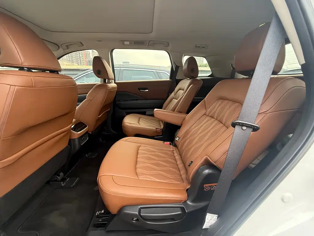 Nissan Pathfinder 2024 380VC-TURBO AWD Zhizun Edition 6-Seater 2024 - thumbnail 6