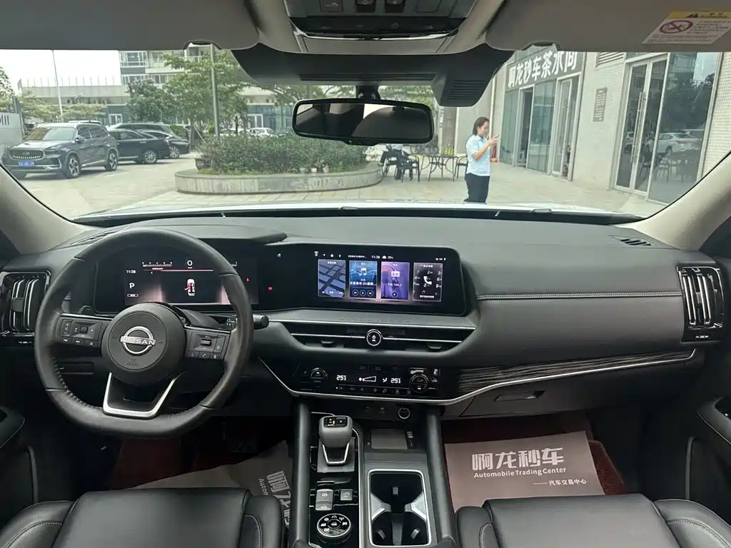 Nissan Pathfinder 2024 380VC-TURBO AWD Intelligent Driving Edition 6-Seater 2025 - thumbnail 11
