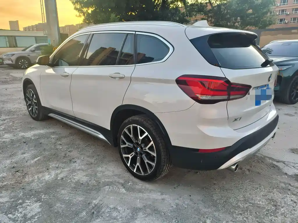 BMW BMW X1 2021 xDrive25Li Exclusive 2020 - thumbnail 16