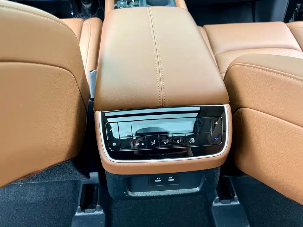 Nissan Pathfinder 2024 380VC-TURBO AWD Intelligent Driving Edition 6-Seat 2024 - thumbnail 16