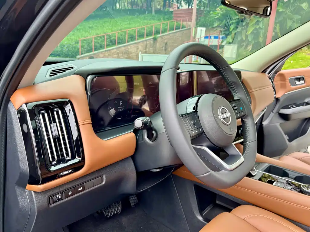 Nissan Pathfinder 2024 380VC-TURBO AWD Intelligent Driving Edition 6-Seat 2024 - thumbnail 17