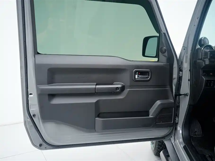 Suzuki Jimny (Import) 2025 1.5L GLX 3-Door 2025 - thumbnail 18