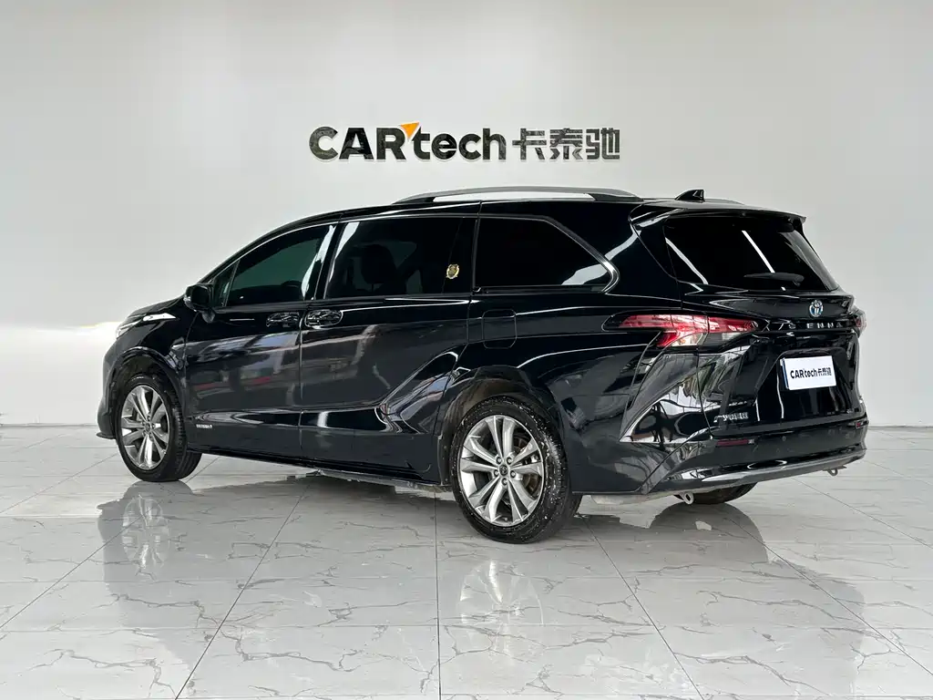 Toyota Sienna 2023 2.5L Hybrid Comfort Edition 2022 - thumbnail 4