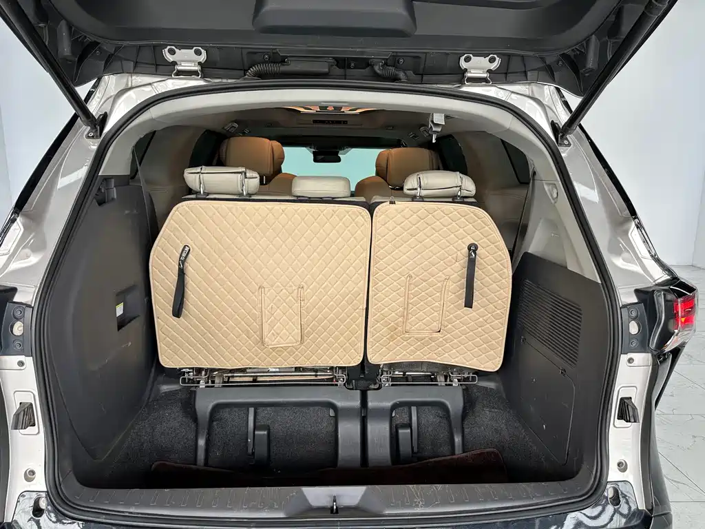 Toyota Sienna 2023 2.5L Hybrid Comfort Edition 2022 - thumbnail 25