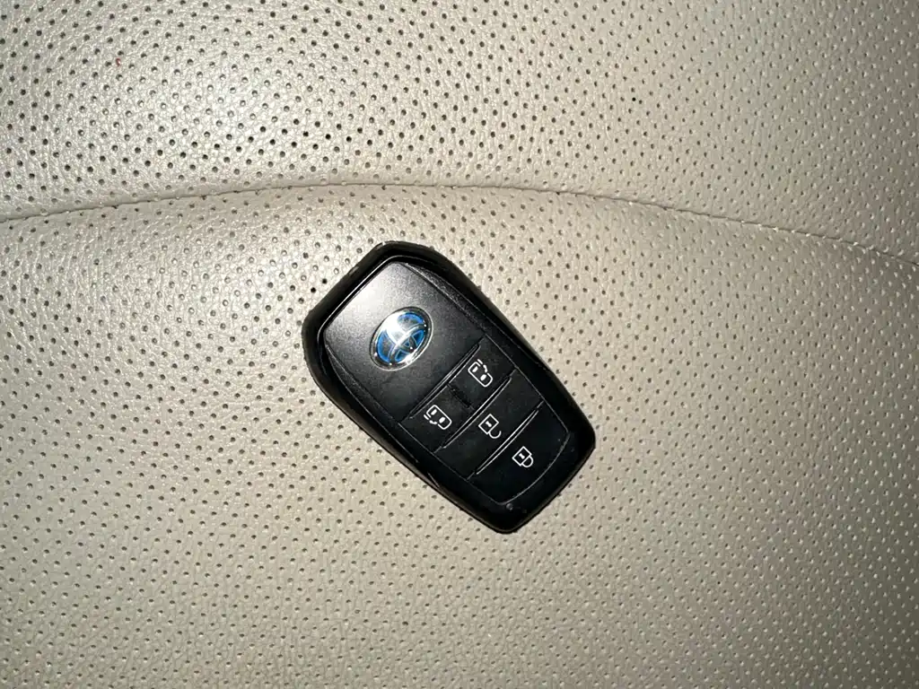 Toyota Sienna 2023 2.5L Hybrid Comfort Edition 2022 - thumbnail 29