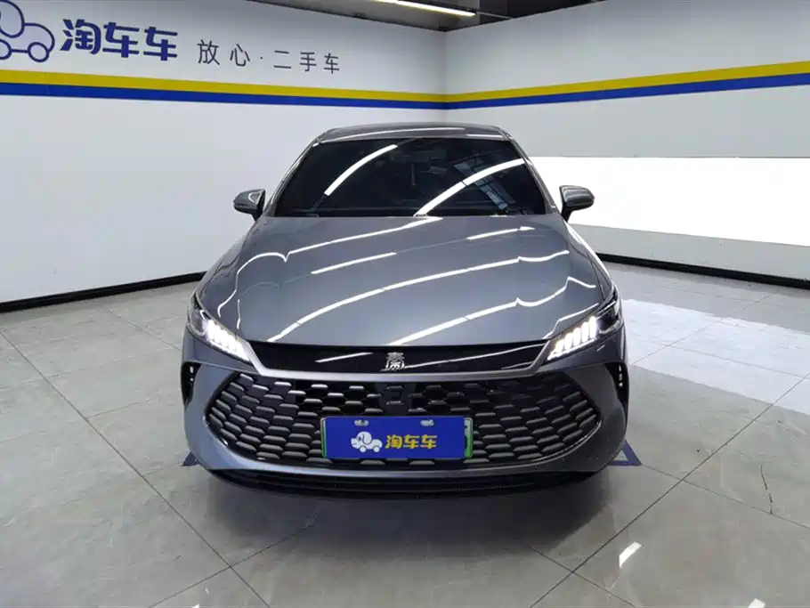 BYD Qin Plus 2025 DM-i Zhijiang Ban 55KM Leading Type 2025 - thumbnail 2