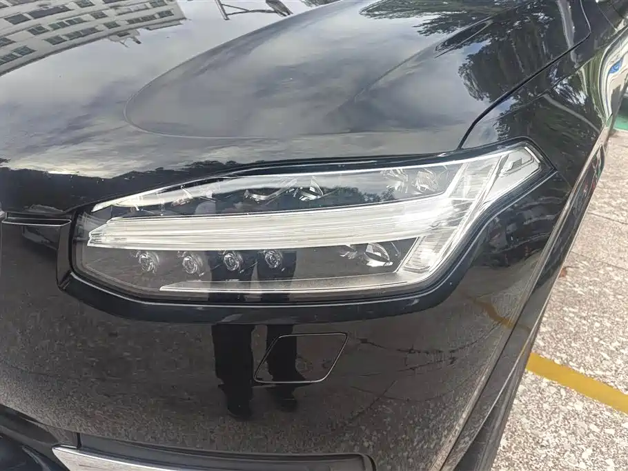 Volvo Volvo XC90 2021 B6 Intelligent Luxury 7-seater 2020 - thumbnail 5
