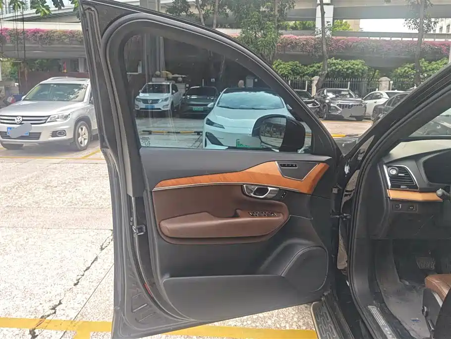 Volvo Volvo XC90 2021 B6 Intelligent Luxury 7-seater 2020 - thumbnail 7