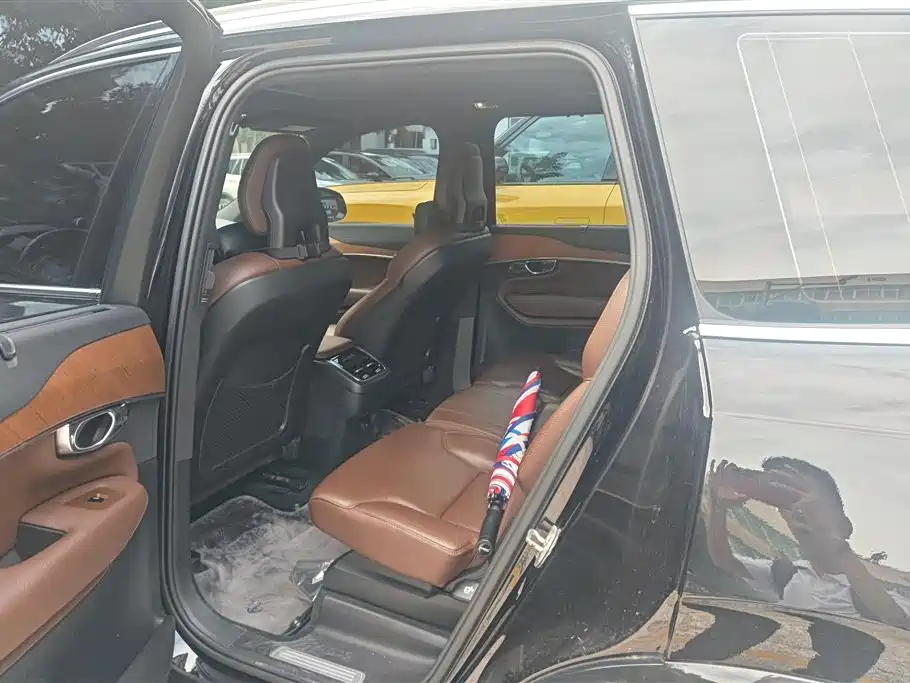 Volvo Volvo XC90 2021 B6 Intelligent Luxury 7-seater 2020 - thumbnail 11