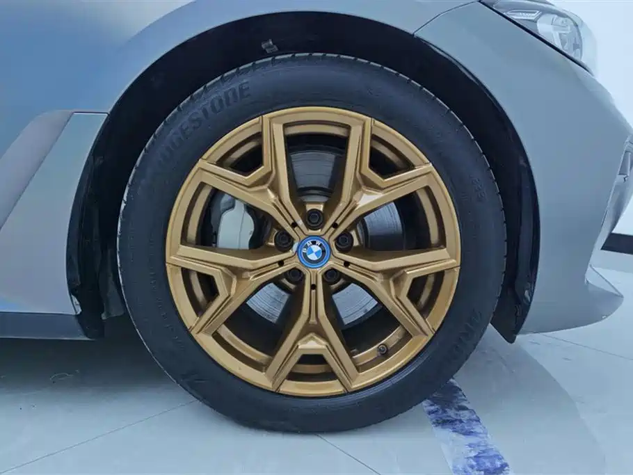 BMW BMW i3 2022 eDrive 35 L 2023 - thumbnail 6