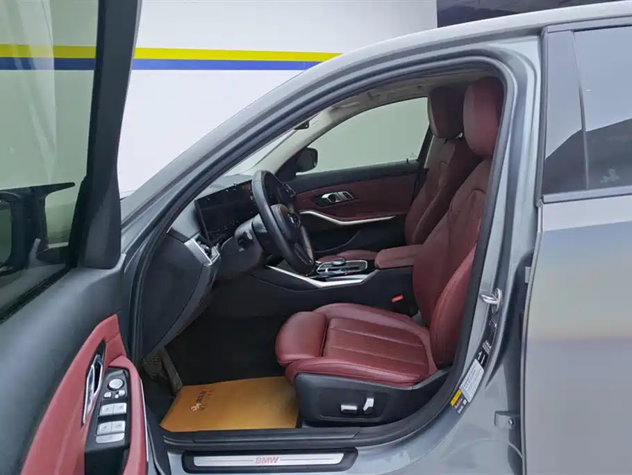 BMW BMW i3 2022 eDrive 35 L 2023 - thumbnail 9