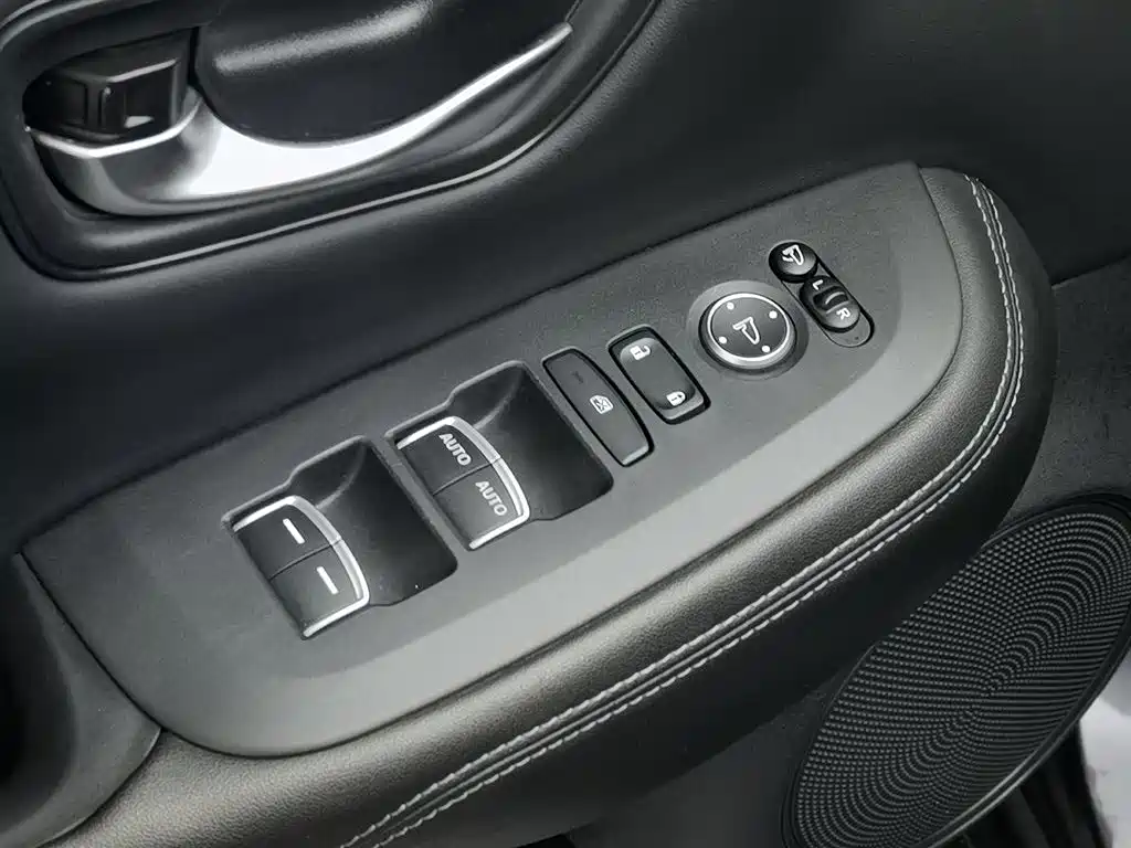 Honda ZR-V 2022 1.5T CVT Luxury Edition 2023 - thumbnail 9