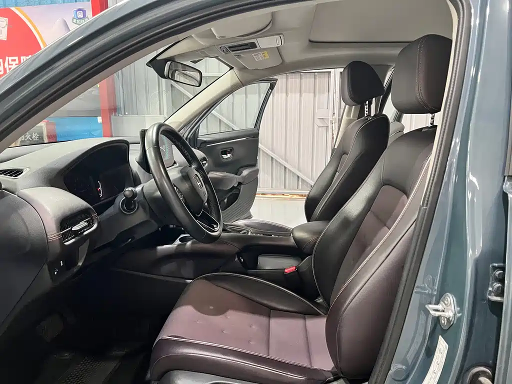 Honda ZR-V 2023 1.5T CVT Smart Enjoy Edition 2024 - thumbnail 4