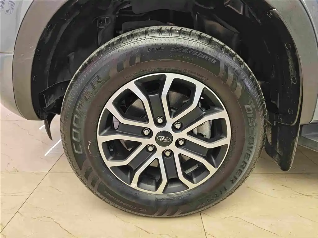 Ford Ranger 2023 Explorer AWD Gasoline 2024 - thumbnail 8