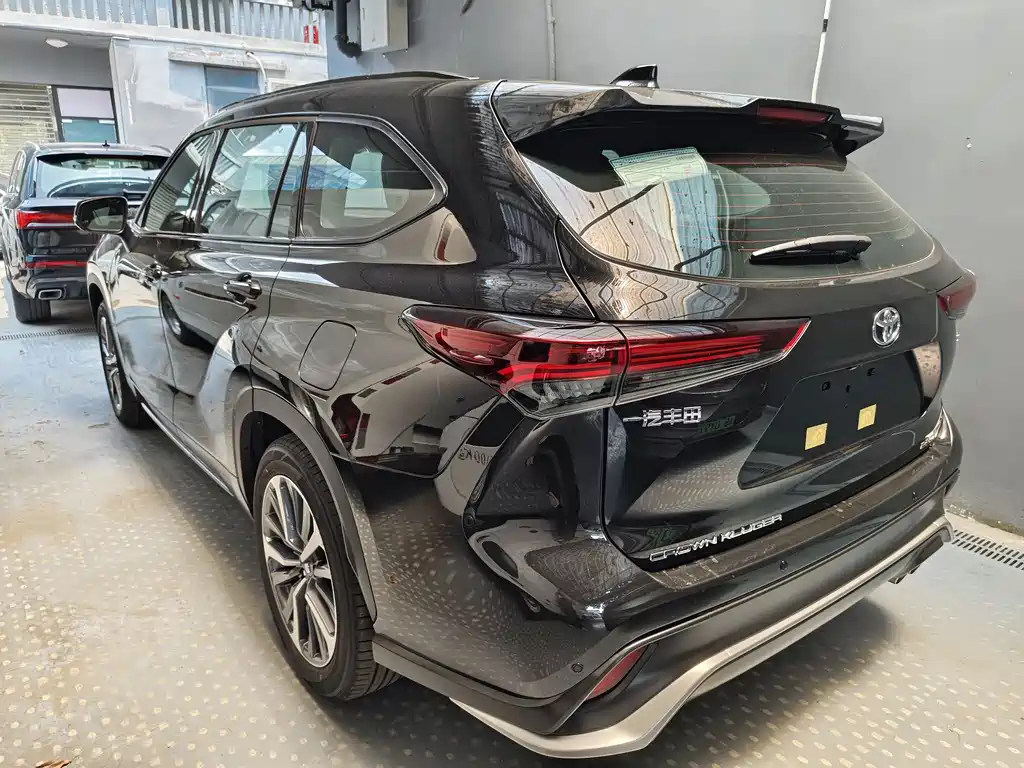 Toyota Land Cruiser 2026 2.5L HEV 4WD Luxury Edition 2026 - thumbnail 10
