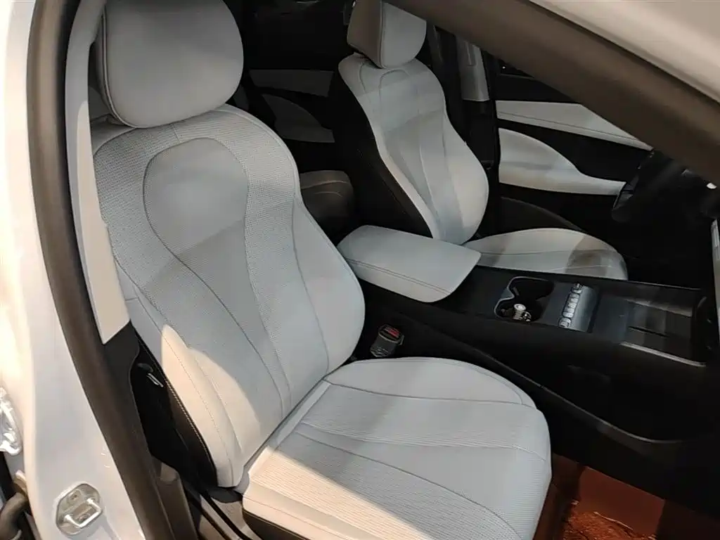 BYD Seal 05 DM-i 2026款 DM-i 128KM Luxury Edition 2025 - thumbnail 20