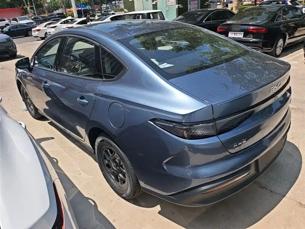 BYD Seal 05 DM-i 2026款 DM-i 128KM Luxury Edition 2026 - thumbnail 5