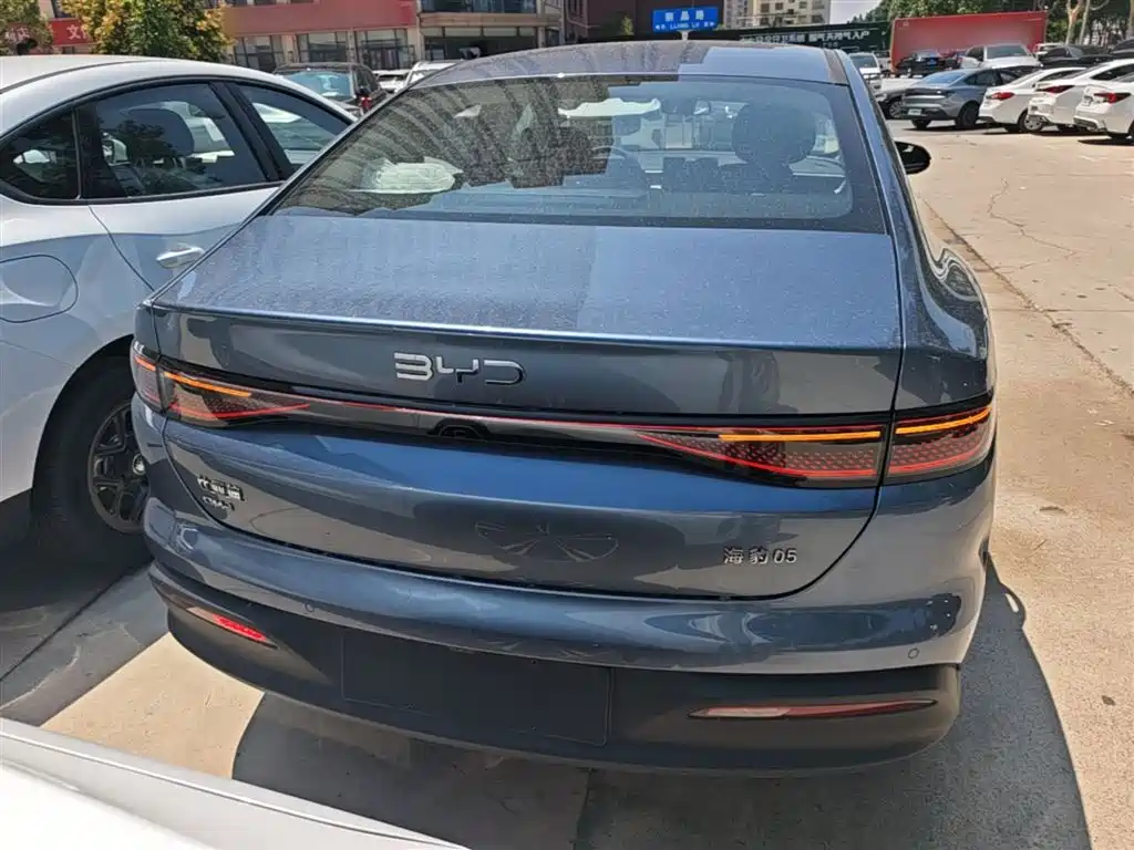 BYD Seal 05 DM-i 2026款 DM-i 128KM Luxury Edition 2026 - thumbnail 6