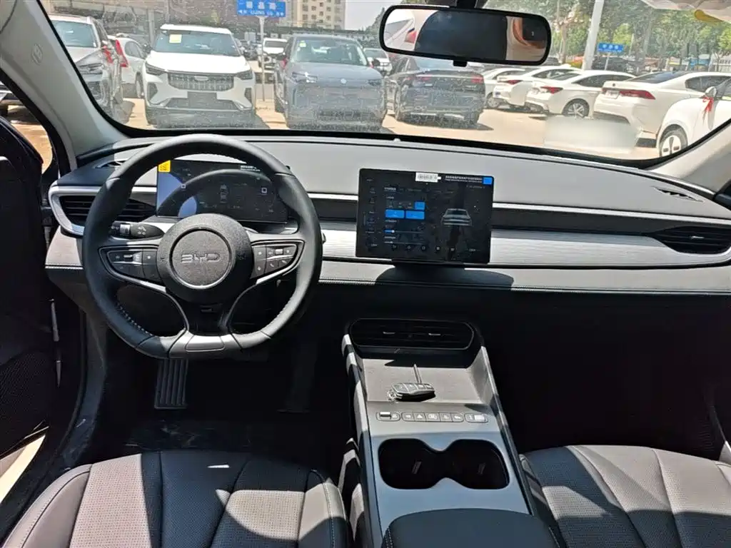 BYD Seal 05 DM-i 2026款 DM-i 128KM Luxury Edition 2026 - thumbnail 10